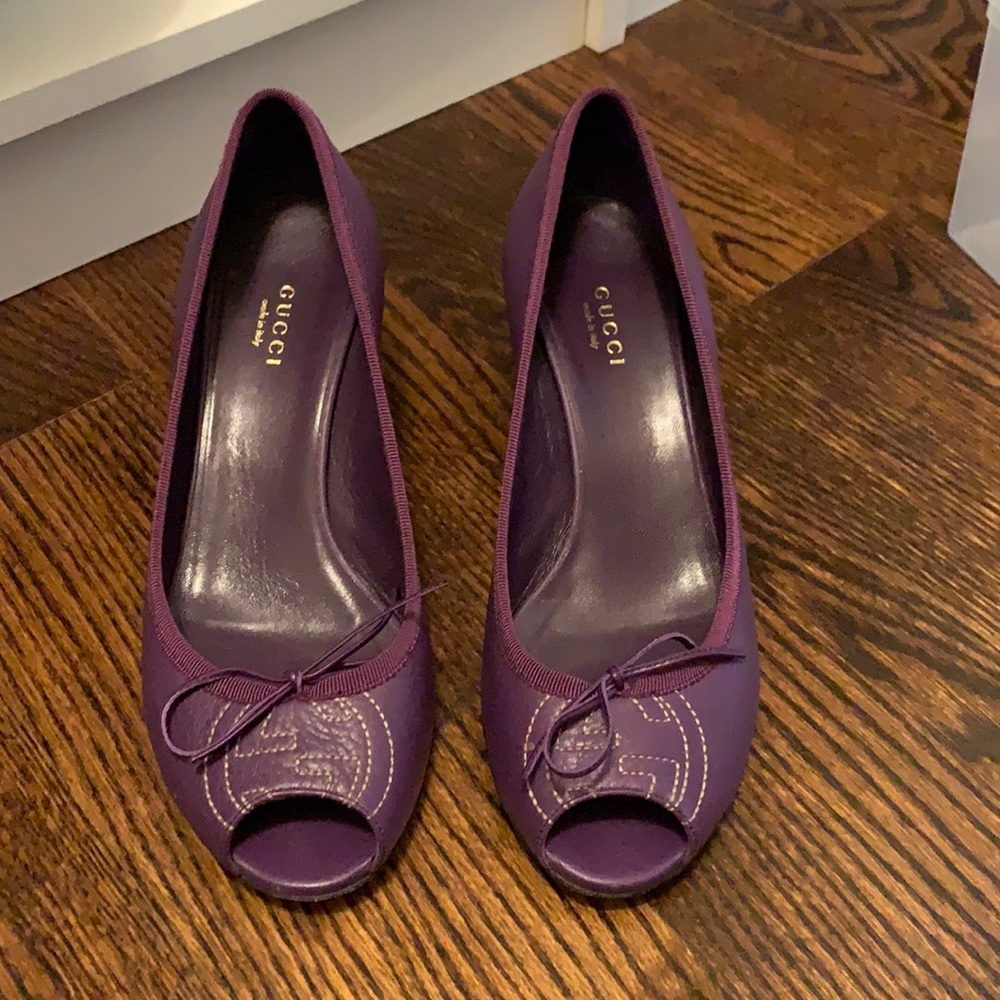 Gucci purple peep toe wedge shoes